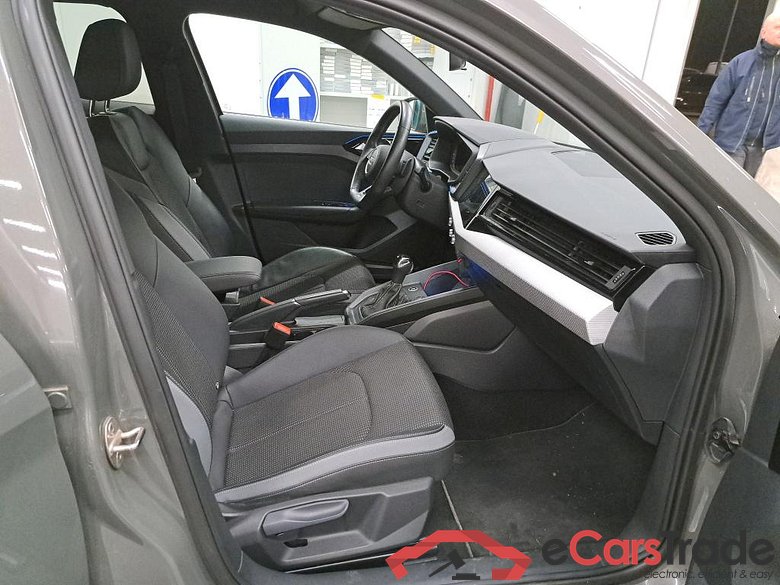 AUDI - AUD A1 SB 30 TFSI 110PK S-Tronic City Carver With S Line Interior & Business Plus & LED & Comfort Key & Rear Camera  * PETROL * #3