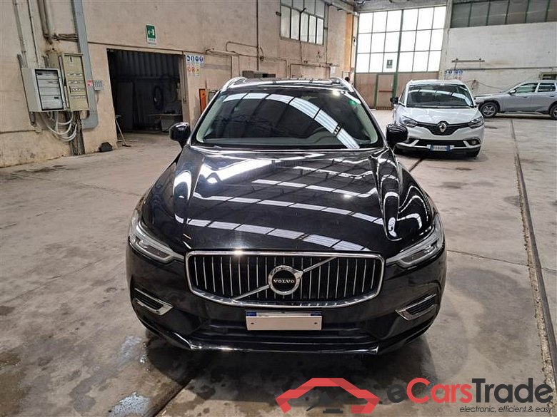 VOLVO XC60 / 2017 / 5P / SUV T6 PLUG-IN AWD AUTO RECHARGE INS. EXP #6