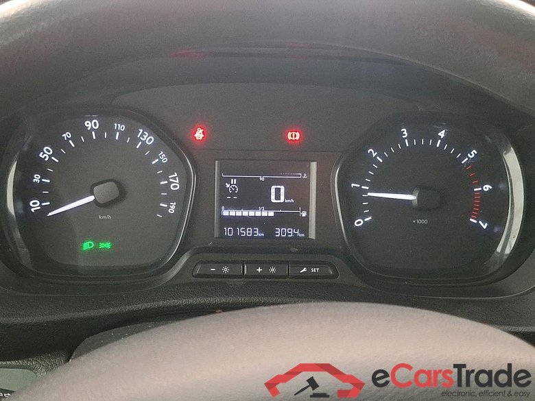 Jumpy Fourgon Club M 1.5 BlueHDi 100CV BVM6 E6d #6