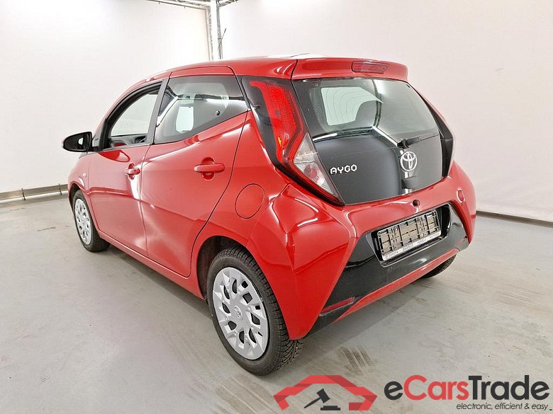 TOYOTA AYGO - 2018 1.0i VVT-i x-play II #3