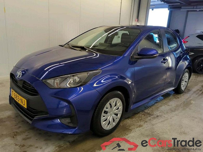 TOYOTA Yaris 1.5 Hyb. Active #1