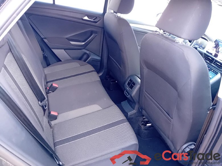 VOLKSWAGEN T-Roc / 2021 / 5P / todoterreno Life 2.0 TDI 85kW (115CV) (AC2) #6