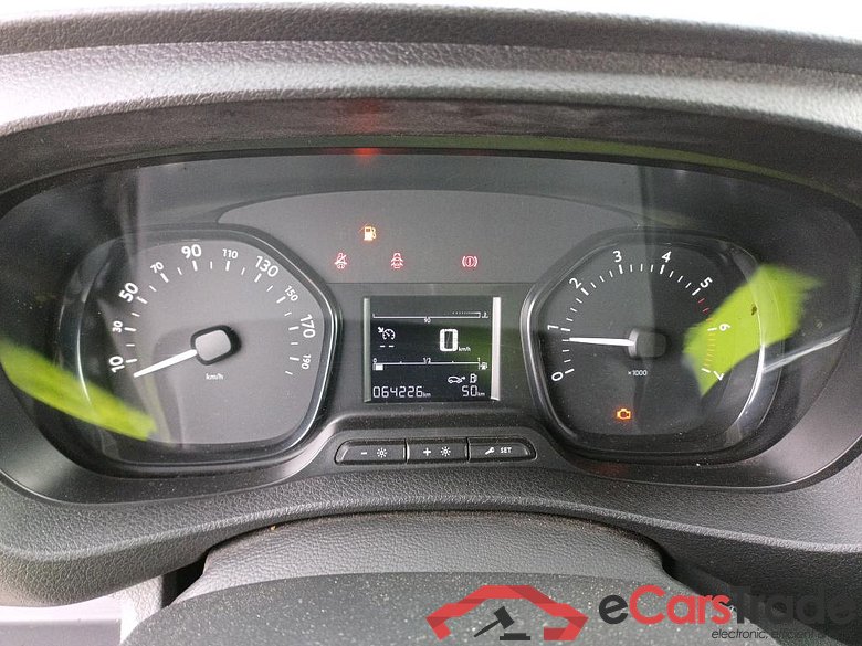 PEUGEOT Expert / 2016 / 4P / combi Combi 1.6 BlueHDi 88KW (120CV) Standard #4