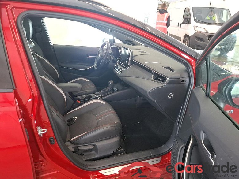 TOYOTA Corolla Touring Sports / 2018 / 5P / Break Hybride 184h GR Sport #6