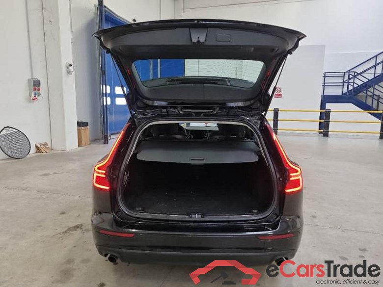 VOLVO V60 / 2019 / 5P / STATION WAGON B4 D AUTOM. MOMENTUM BUSINESS #5
