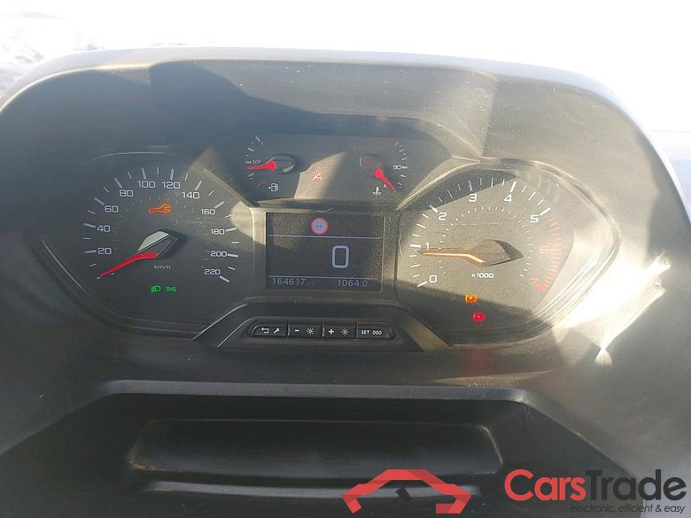 PEUGEOT Rifter / 2018 / 5P / monovolumen compacto Active Pack Standard BlueHDi 73kW #4