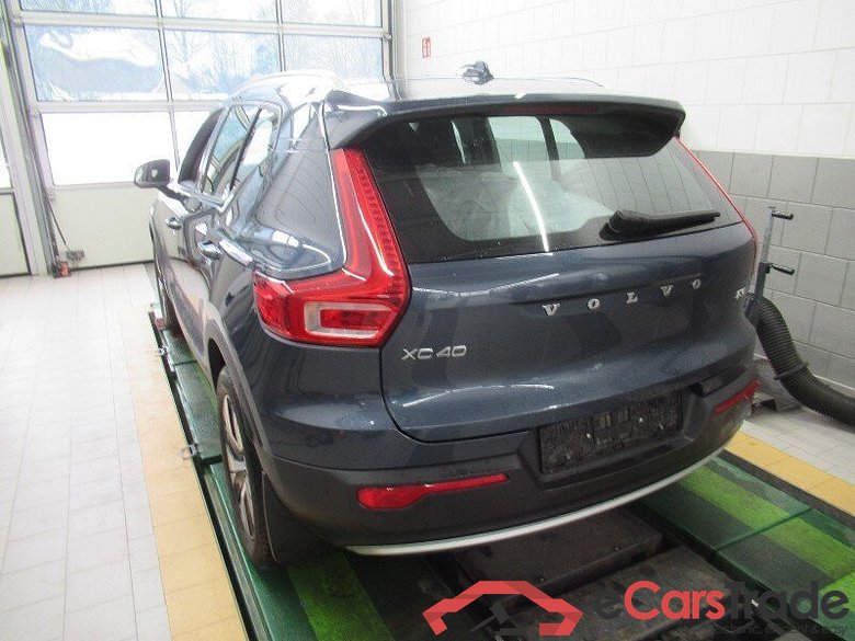 Volvo XC40 (2017->) DE - SUV5 T3 2WD EU6d, Momentum Pro (EURO 6d), 2020 - 2022 #4