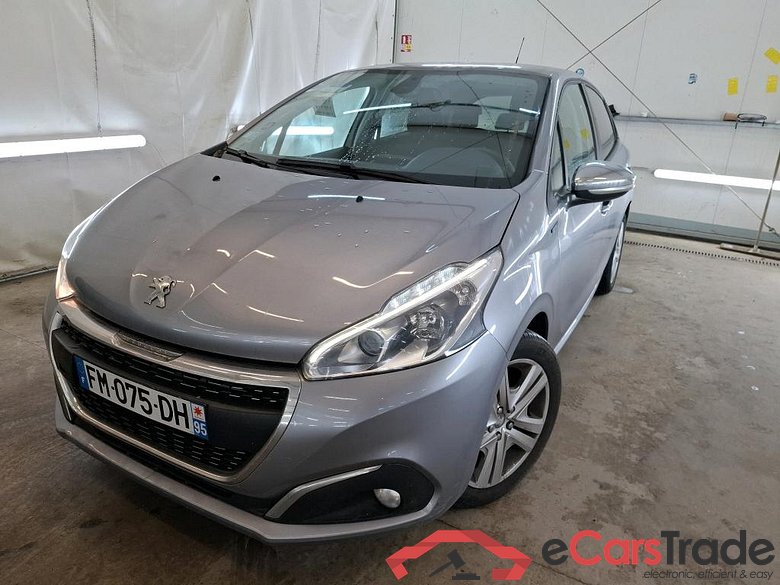 208 Signature 1.2 PureTech 80CV BVM5 E6dT #1