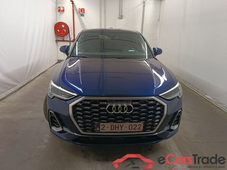 Audi Q3 Sportback 45 TFSI e S tronic S Line 5d #5