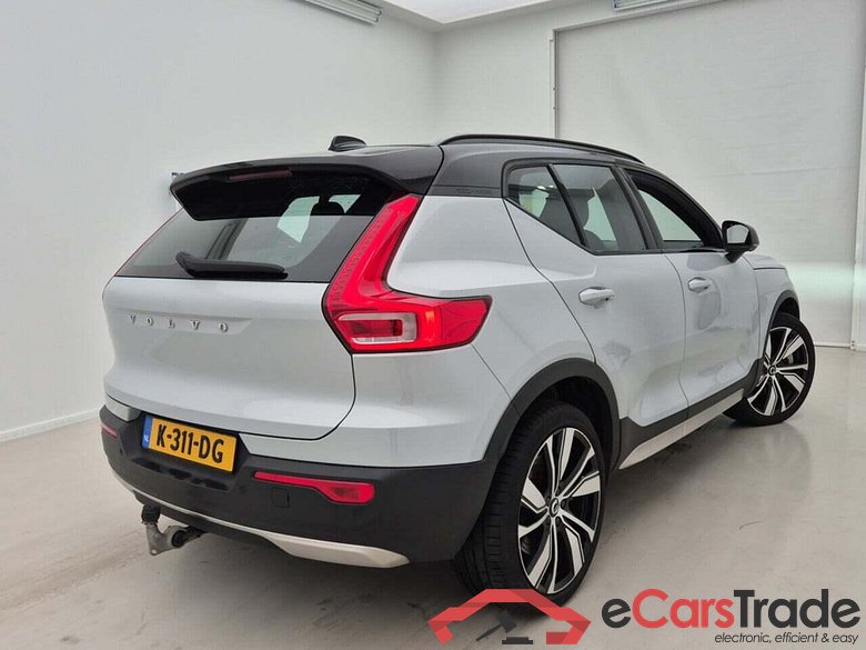 VOLVO XC40 Recharge P8 AWD R-Design #2