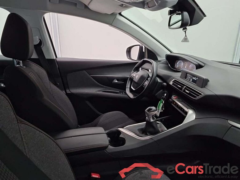 PEUGEOT 3008 1.2 PT. Access #3