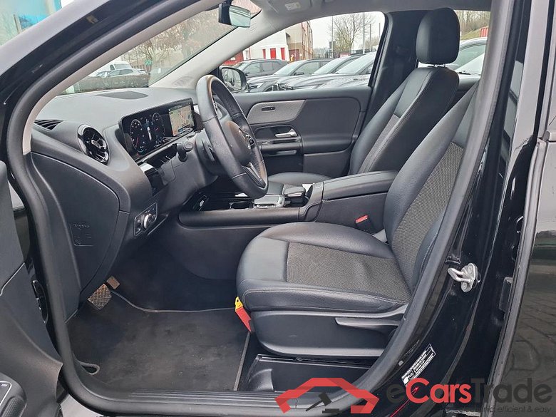 MERCEDES-BENZ GLA - Klasse 2.0 GLA 180 D DCT BUSINESS SOLUTION ESS #5