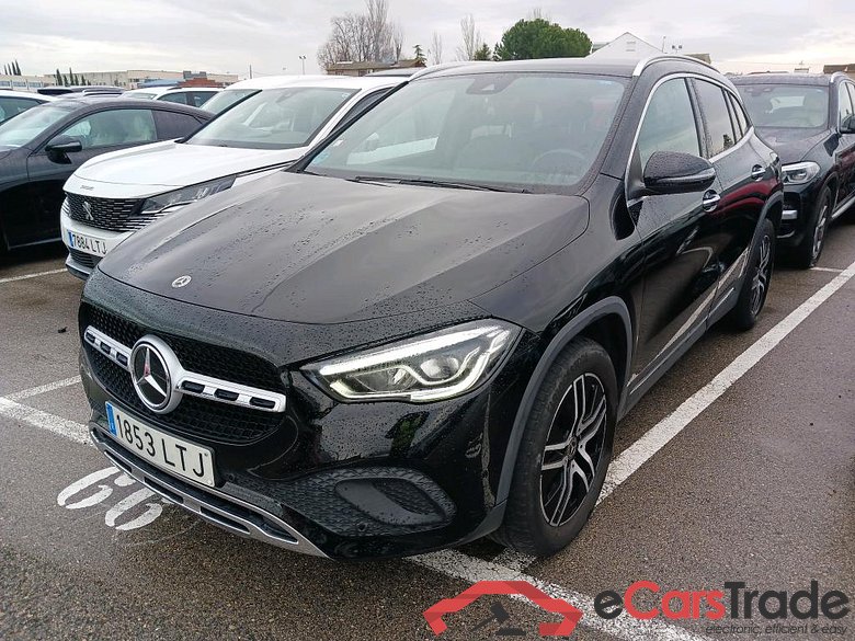 MERCEDES-BENZ GLA / 2020 / 5P / todoterreno GLA 200 D