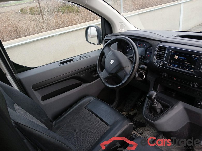 PEUGEOT Expert / 2016 / 4P / furgón Furgón Premium 1.5 BlueHDi 100 Standard (AC) #3