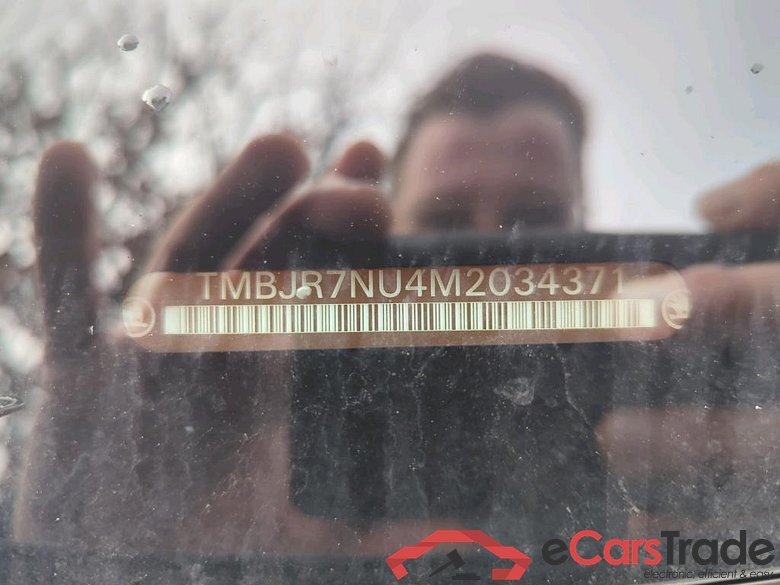 SKODA Karoq 110 kW #3