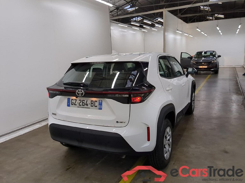 TOYOTA Yaris Cross Hybride / 2021 / 5P / SUV 1.5 HYBRID 116H DYNAMIC AUTO #3