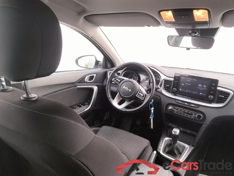 KIA XCeed / 2022 / 5P / todoterreno 1.0 T-GDi Drive 88kW (120CV) #3