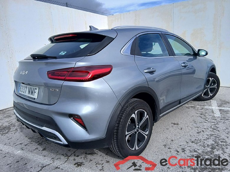 KIA XCeed / 2022 / 5P / todoterreno 1.6 GDi PHEV 104kW (141CV) eDrive (AC) #2