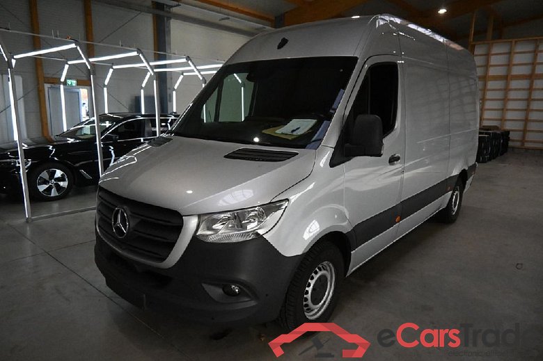 MERCEDES-BENZ Sprinter 316 CDI Sprinter Standard HA 7G-TRONIC Plus 4d 120kW