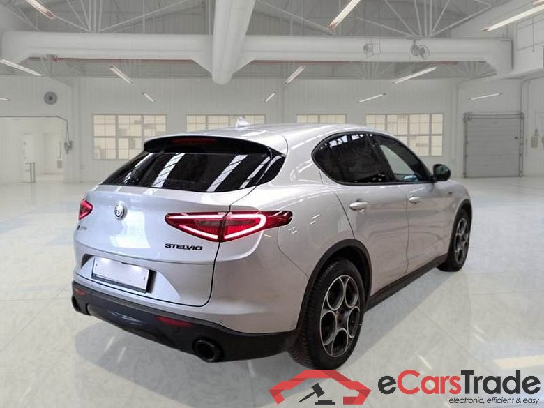 ALFA ROMEO STELVIO / 2017 / 5P / SUV 2.2 TURBO DIESEL 190CV AT8 Q4 SPRINT #2