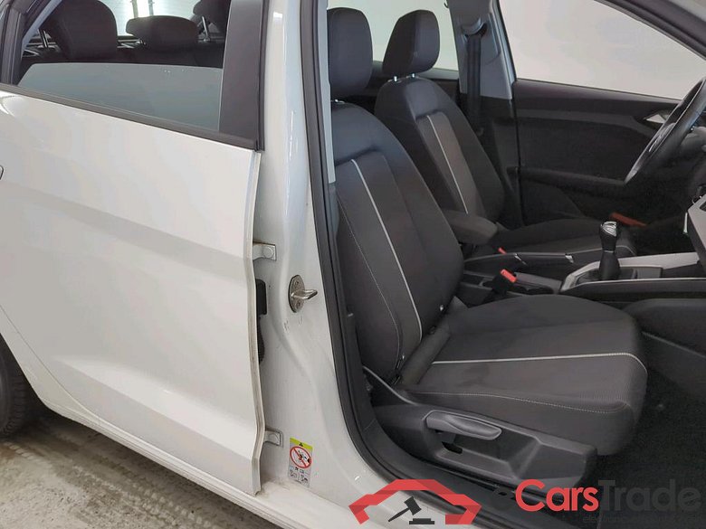 Audi A1 Sportback 30 TFSI Pro Line 5d #3