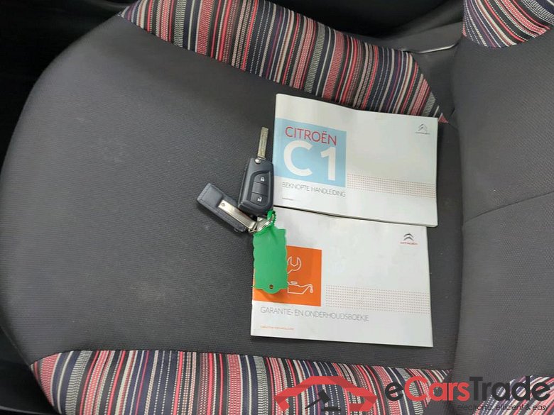Citroën C1 VTi 72 S&S Shine 5d #4
