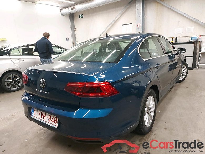 VOLKSWAGEN - VW  PASSAT TDI 150PK Style Business With Digital CockPit #2