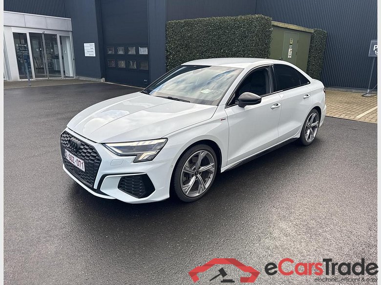 AUDI A3 Sedan Audi A3 Berline S line 35 TFSI  110(150) kW(ch) 6 vitesses #2