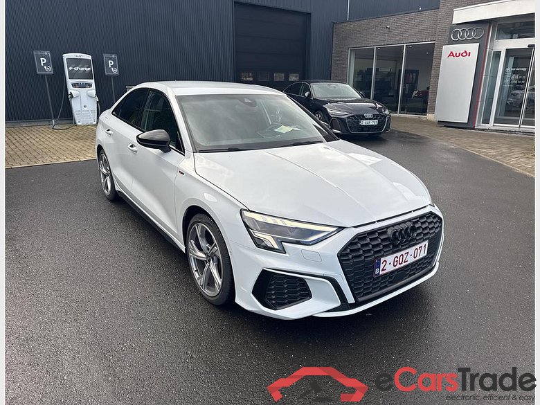 AUDI A3 Sedan Audi A3 Berline S line 35 TFSI  110(150) kW(ch) 6 vitesses #5