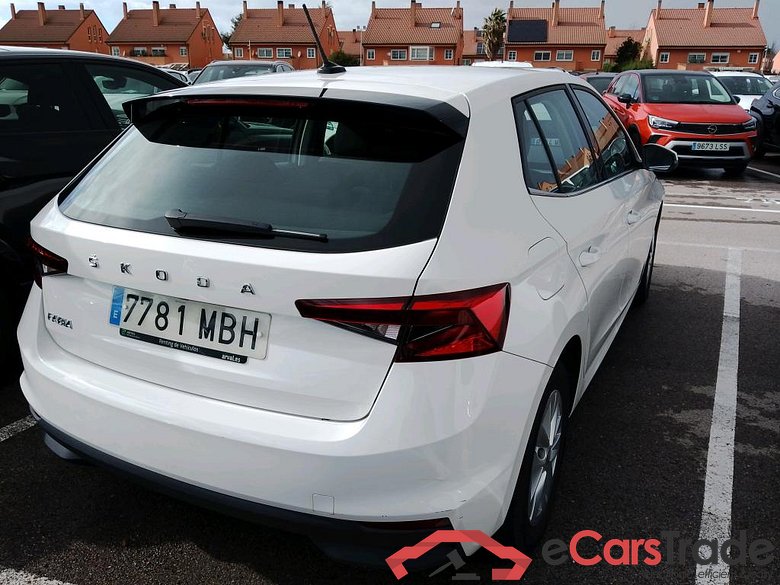 SKODA Fabia / 2021 / 5P / berlina con portón 1.0 TSI 70kW (95CV) Ambition (AC2) #2