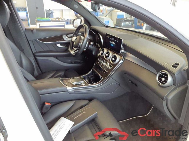 Mercedes-Benz GLC (BM 253)(06.2015->) DE - SUV5 GLC 300 e EU6d, e AMG Line 4Matic (EURO 6d), (Facelift) 2020 - 2022 #4