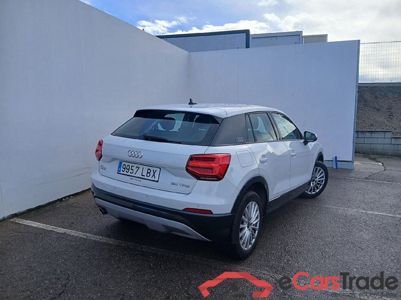 AUDI Q2 / 2016 / 5P / todoterreno Design 30 TFSI 85kW (116CV) #2