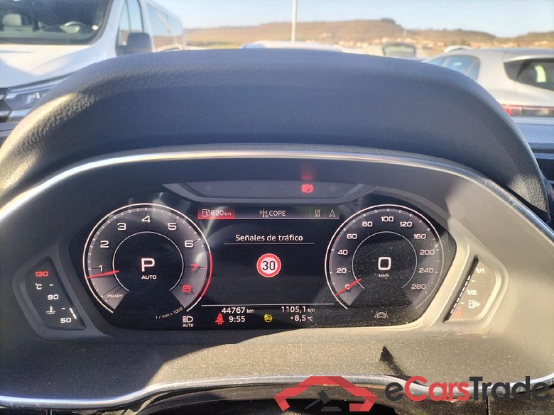 AUDI Q3 Sportback / 2019 / 5P / todoterreno 35 TFSI 110kW (150CV) S tronic S Line #4