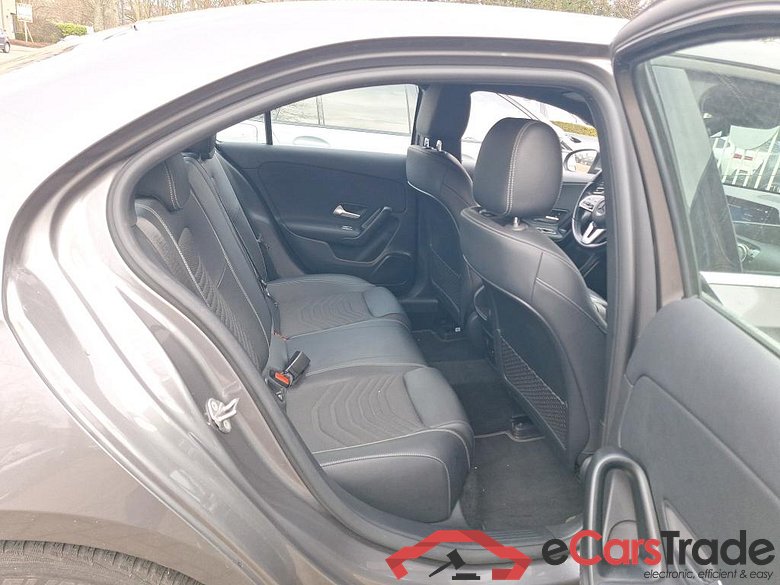 MERCEDES-BENZ A-CLASS LIMOUSINE 1.3 A 180 BUSINESS SOLUTION #6
