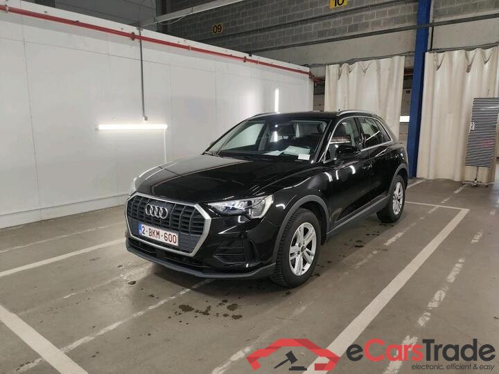 Audi Q3 Q3 35 TDI S Tronic Business Edition 110kW/150pk  5D/P Auto-7 #1