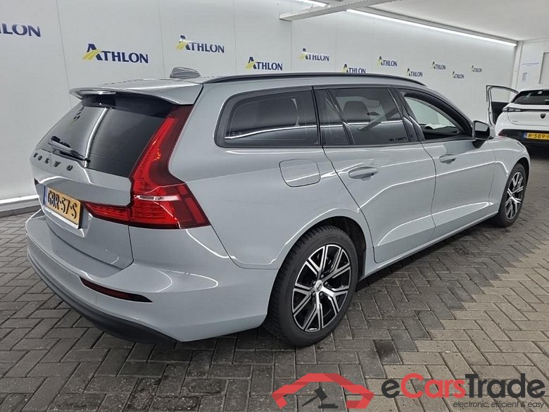 VOLVO V60 B3 Automaat Essential Edition 5D 120kW #3