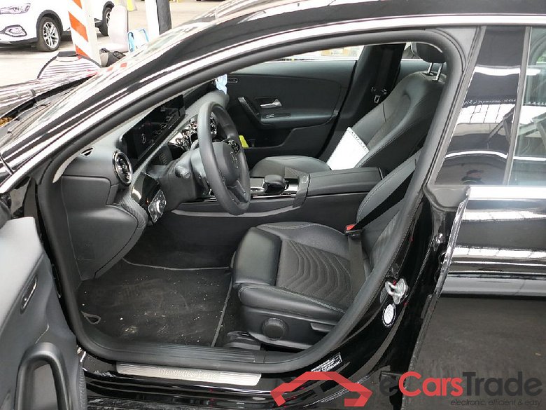 CLA -Klasse Shooting Brake CLA 180 (118.684) 1.3 AT7 E6d #4