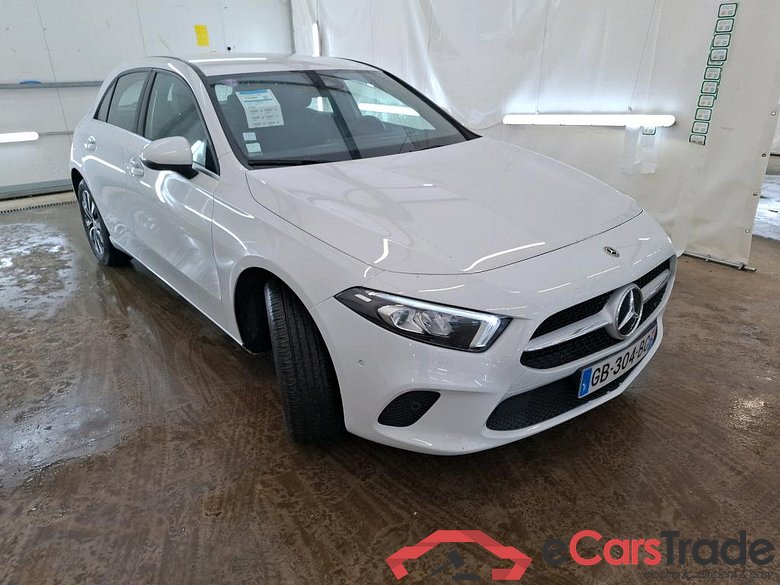 MERCEDES BENZ Classe A Compact 2018  5P  Berline A 250 e Business Line 8GDCT #4