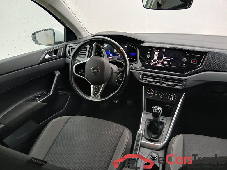 VOLKSWAGEN Polo / 2021 / 5P / berlina con portón Life 1.0 TSI 70kW (95CV) #3