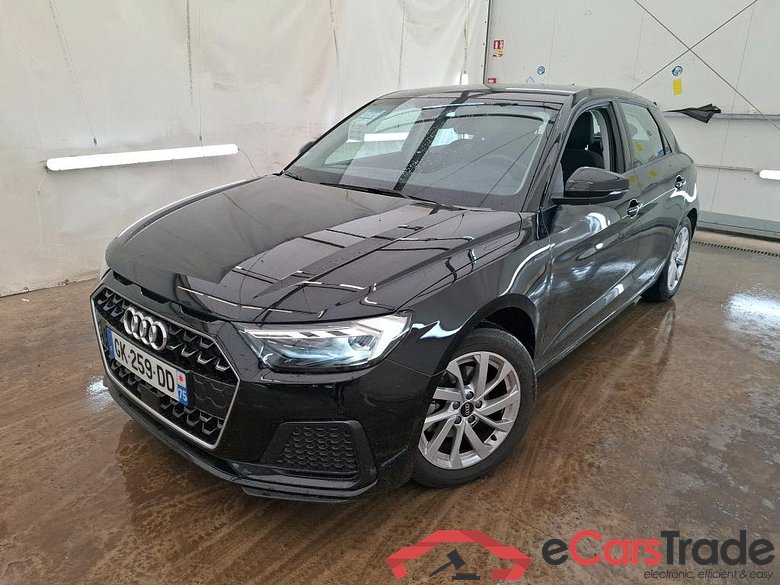 A1 Sportback 30 TFSI Business line 1.0 TFSI 110CV BVA7 E6d