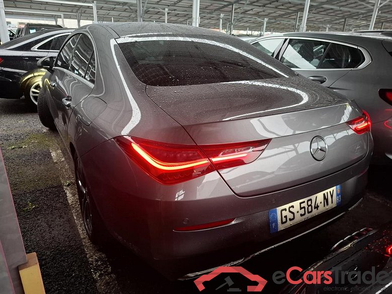 MERCEDES-BENZ CLA Coupe / 2019 / 4P / Coupé CLA 180 d Business Line BA8 #3