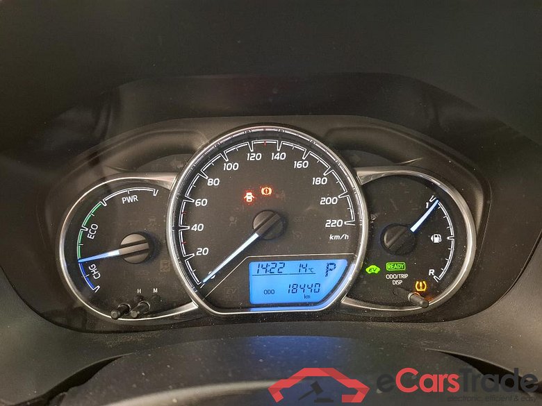 TOYOTA Yaris Hybride / 2017 / 5P / Berline 1.5 VVT-I HYBRID France Business #6