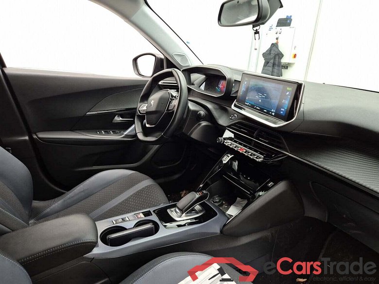 PEUGEOT e-2008 EV Allure 50 kWh #3