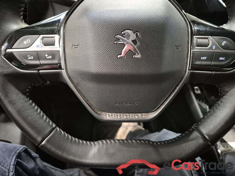 PEUGEOT e-2008 EV Allure 50 kWh #5