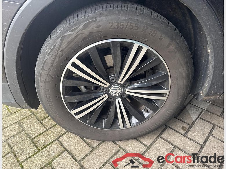 VOLKSWAGEN Tiguan 1.4 TSI 4MOTION 110 kW (150 ch) 6 vitesses DSG #2