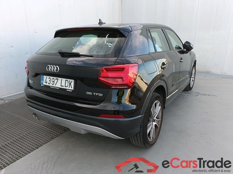 AUDI Q2 / 2016 / 5P / todoterreno Design 35 TFSI 110kW (150CV) #2