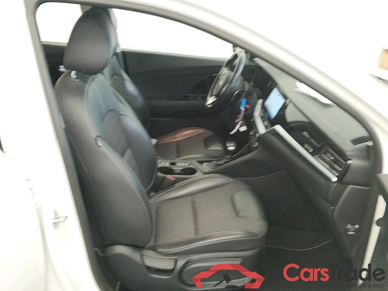 KIA Niro / 2019 / 5P / crossover 1.6 GDi HEV 104kW (141CV) Drive #6