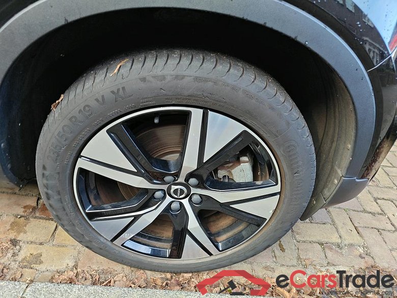 VOLVO XC40 300 kW #6