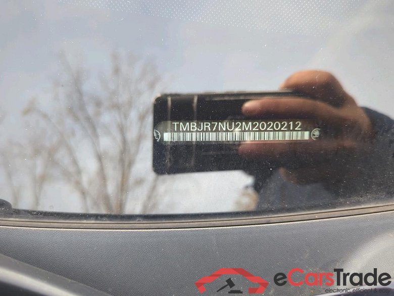 SKODA Karoq 110 kW #3