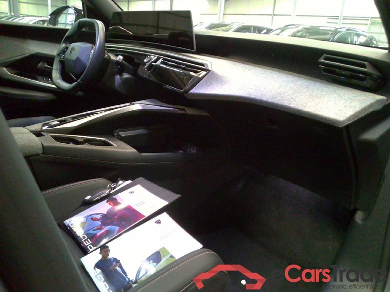 Peugeot 3008 Allure 3008 Hybrid 136 e-DCS6 #3